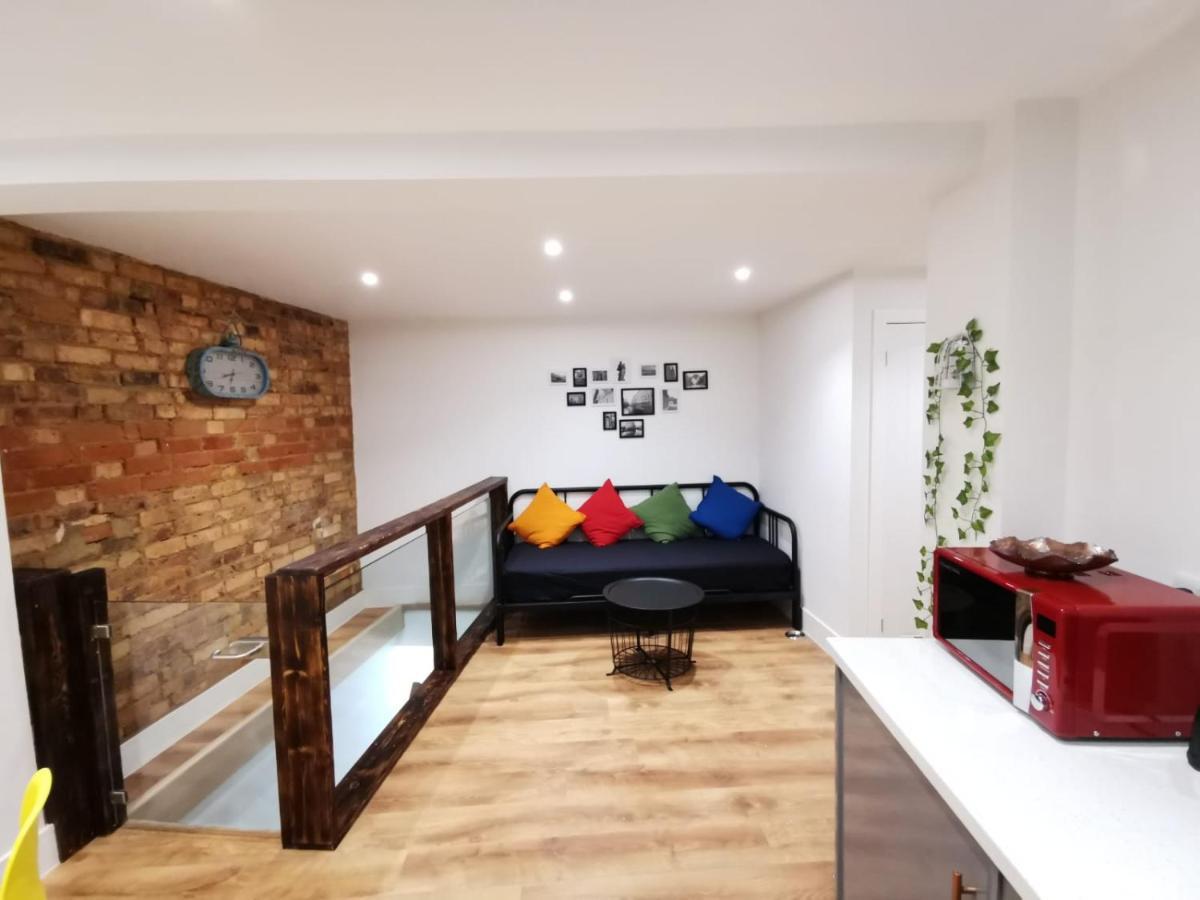 4 Sleeps And Travel Cot- Close To Beach And Restaurants بورنماوث المظهر الخارجي الصورة